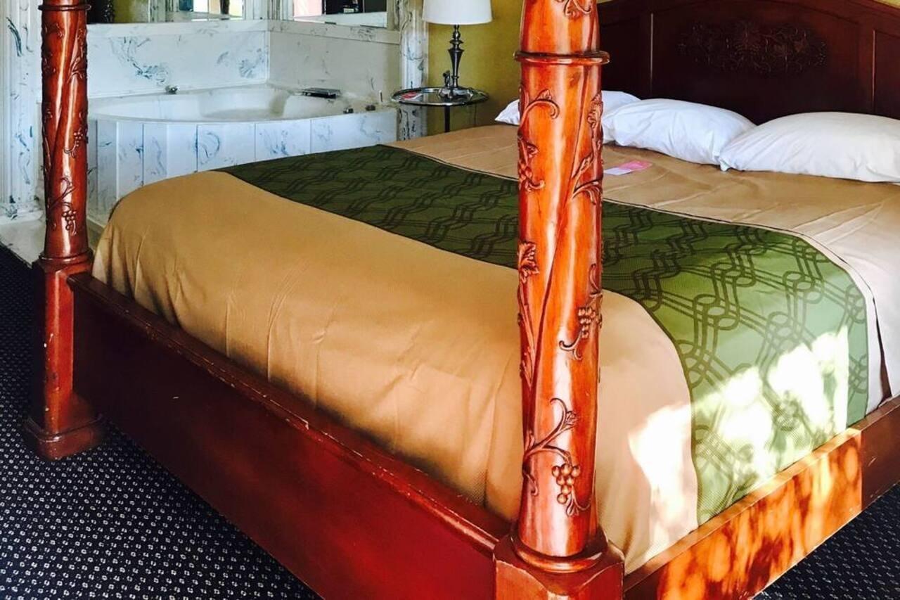 Milan Inn & Suites מראה חיצוני תמונה
