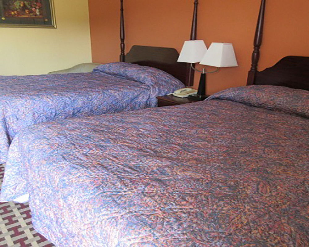 Milan Inn & Suites מראה חיצוני תמונה